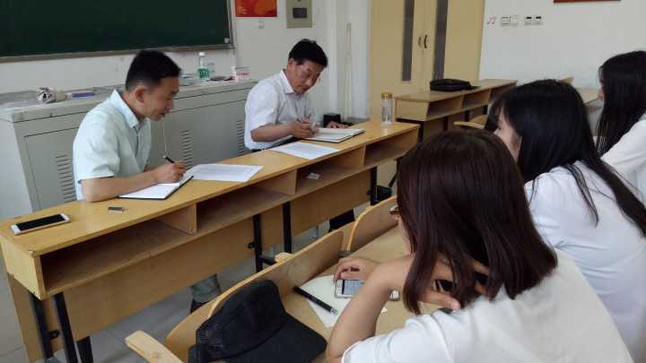 5月17日一号教学楼B110 (1)