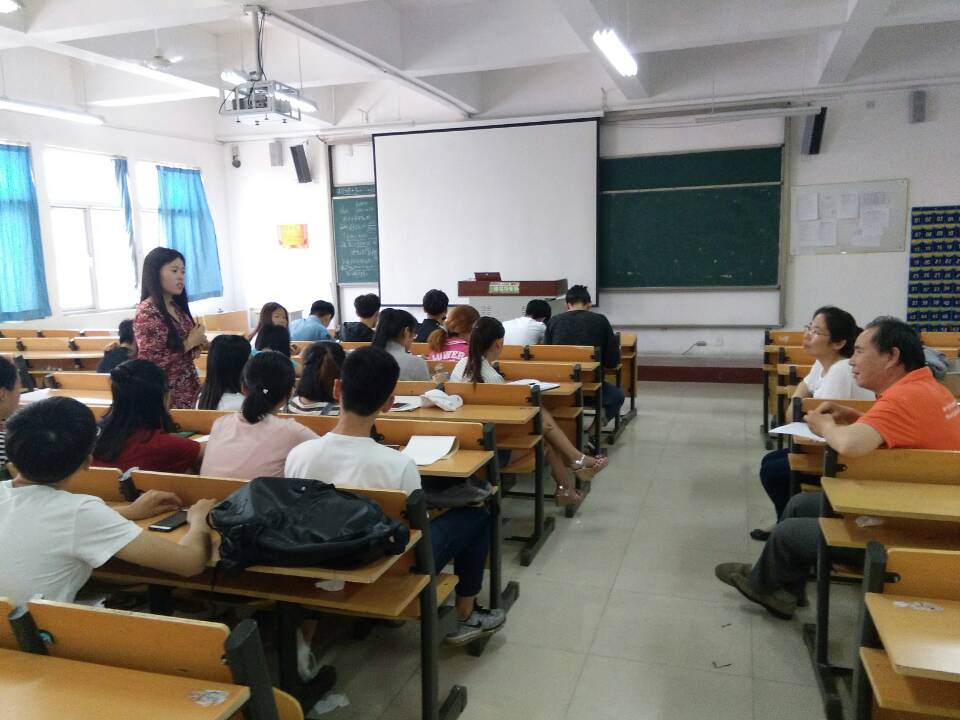 5月16日二号教学楼A407 (2)